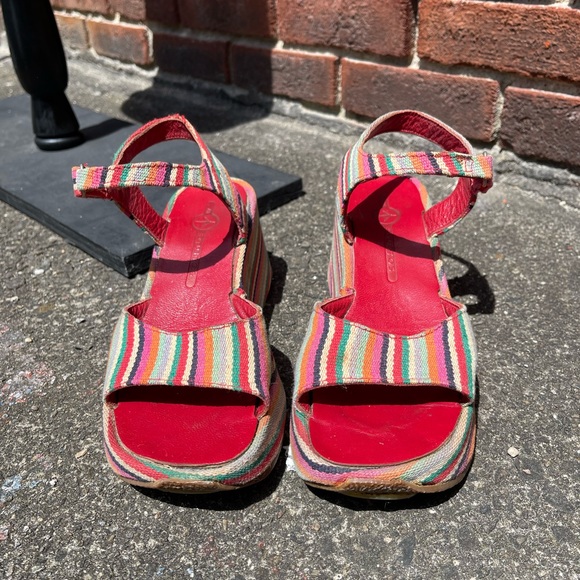 Platform wedge Guatemala stripes casual summer shoes size 6.5 - Picture 2 of 9